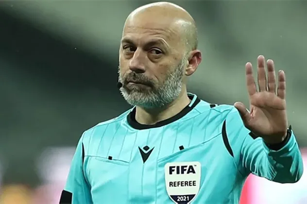 Son dakika: Cüneyt Çakır hakemliği bıraktı! TFF'den resmi açıklama geldi...