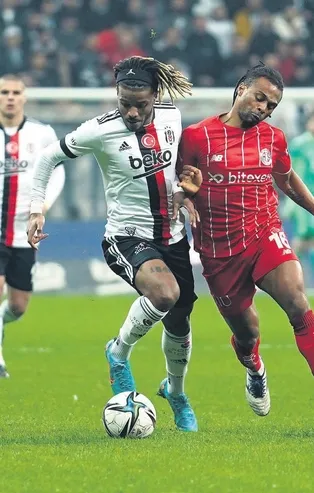 Beşiktaş'a direkler izin vermiyor! Antalya maçında 2, bu sezon 16 kez...