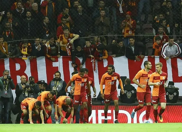 Galatasaraylı futbolculardan Kudüs'e destek-1