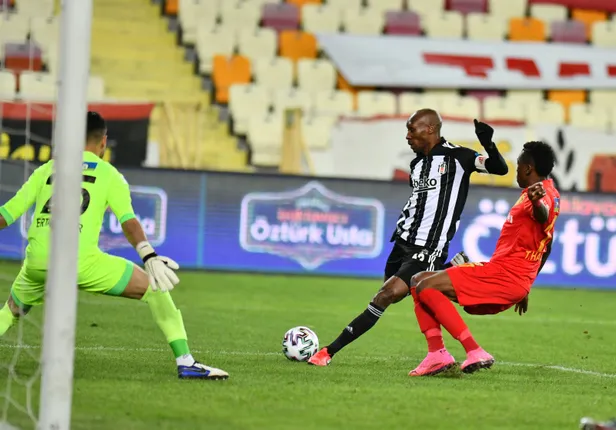 son-dakika-super-lig-puan-durumu-2021-canli-41-hafta-42-hafta-super-lig-maclari-kim-kimle-oynayacak-1620759497198.jpg Süper Lig CANLI puan durumu! 11 Mayıs STSL Süper Lig güncel puan durumu! GS, BJK, FB...-5