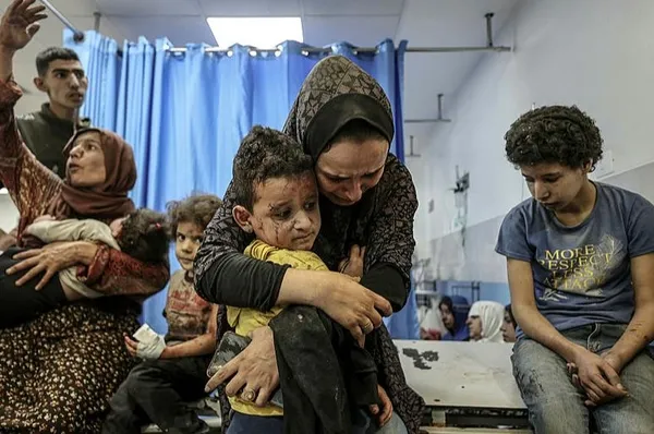 1700155150007.jpeg Akıttığı kanla övünen Netanyahu'nun "Hamas hastanelere sığındı" algısı kısa sürdü! Amerikalı gazeteci: "Yüzlerce Filistinli Şifa'da kalıyor"-2