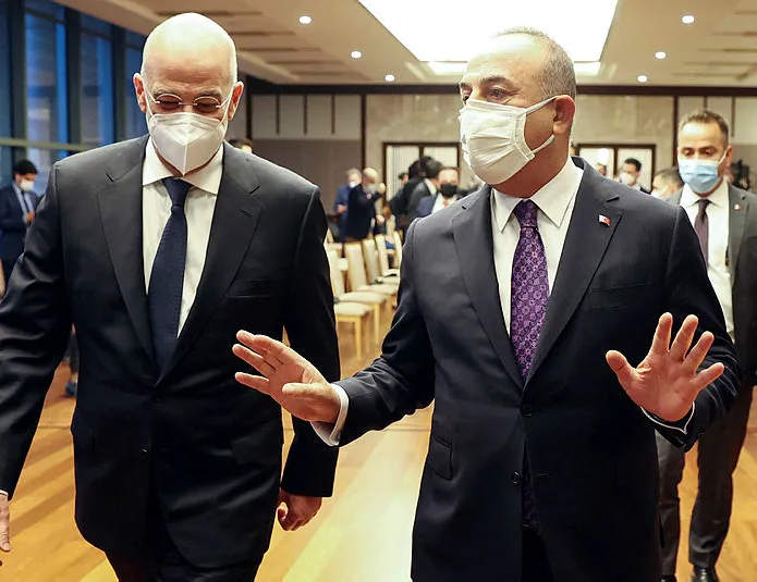 Dendias’a olay çıkarma emri veren Miçotakis çıktı