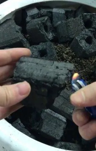 Ofiste de bu kadarı yapılmaz! Çinli fenomenin ofiste yaptığı herkesi şoke etti