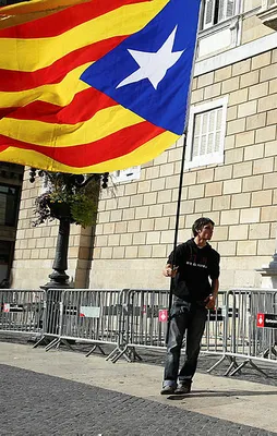 İspanya Katalonya'nın kararını iptal etti