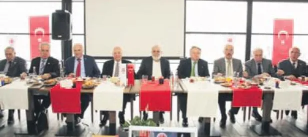 Tüm kulüplerimiz iflasın eşiğine geldi