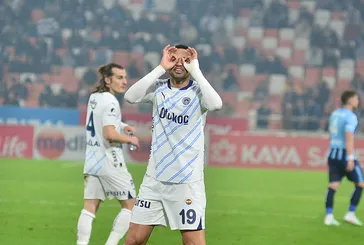 Kanarya VAR'ım dedi! Adana Demirspor Fenerbahçe 0-4 | MAÇ SONUCU