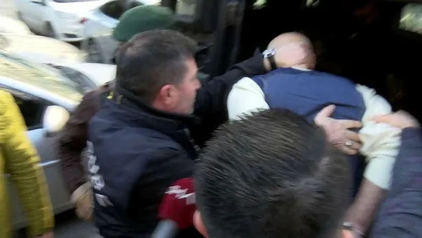 Akrabalarını öldüren Şüpheli Gürkan adliyeye sevk edildi-5