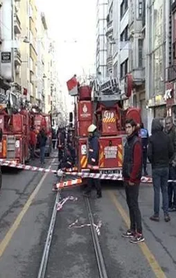 İstiklal'de yangın paniği
