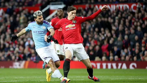 İngiltere'de koronavirüs şoku | Test pozitif çıktı, Manchester United - Stoke City maçı iptal edildi-1