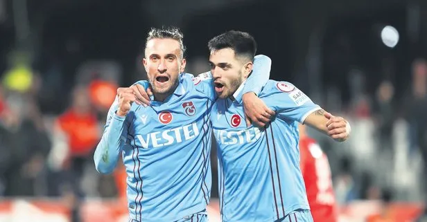 Trabzonspor Beşiktaş derbisiyle çıkışa geçmeyi hedefliyor