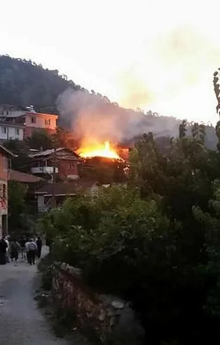 Son dakika: Çorum'da yangın: 2 ölü
