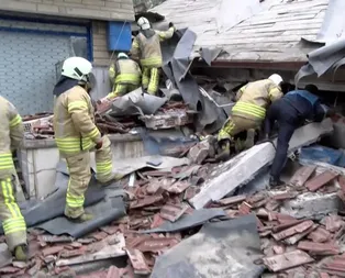 Son dakika: İstanbulda 7 katlı bina çöktü