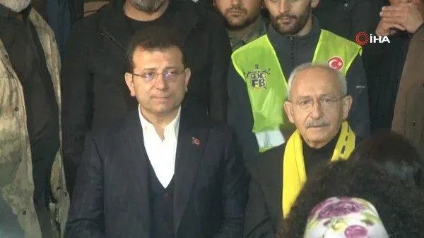 afet-bolgesinde-siyaset-devsirmeye-calisan-kilicdaroglu-yuhalandi-burasi-siyaset-yeri-degil-acimiz-var-1678906506208.jpeg Afet bölgesinde siyaset devşirmeye çalışan Kemal Kılıçdaroğlu'nu vatandaşlar yuhaladı! Tepkiler üzerine bölgeyi apar topar terk etti-5