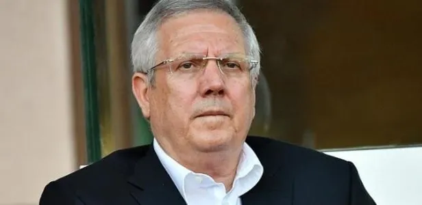 Fenerbahçe eski başkanı Aziz Yıldırım ameliyatın ardından ilk kez görüldü: Ailesiyle yemek yedi-2