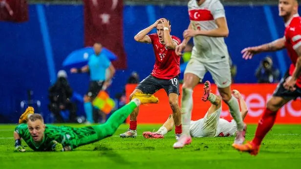 Merihten sonra Mert Günok! Avusturya karşısındaki kurtarışıyla EURO 2024te çeyrek finali getirdi
