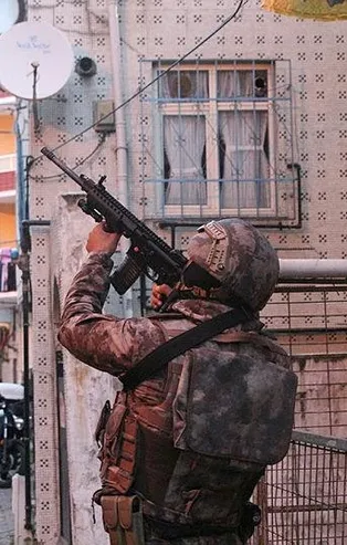 Son dakika: İstanbul'da uyuşturucu operasyonu: Çok sayıda gözaltı