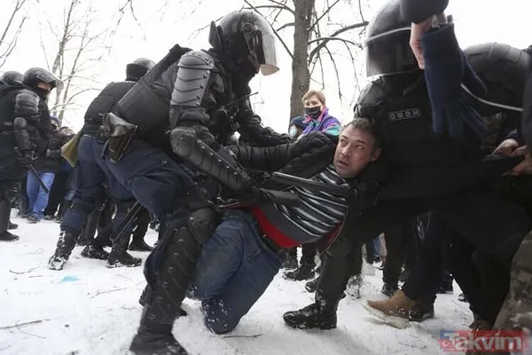 Rusya bu iki olayı konuşuyor! Putin’in evlilik dışı ilişkiden olan kızından şok paylaşım! Navalny'nin müttefiki İngiliz casusla aynı masada... - 4