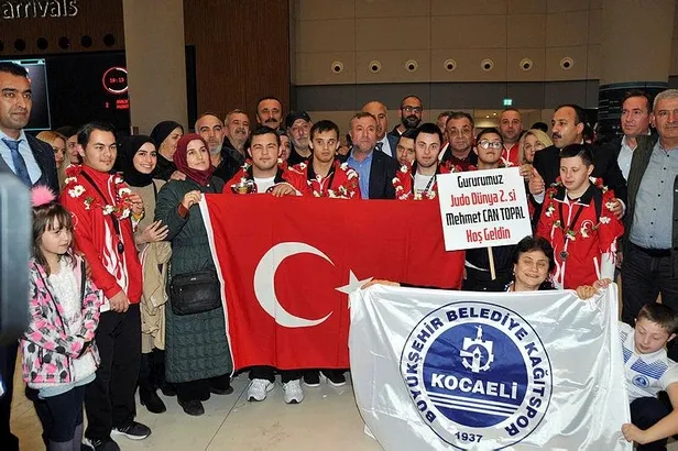 Türkiye'nin gururları! Down Sendromlular Dünya Judo Şampiyonları yurda döndü-2