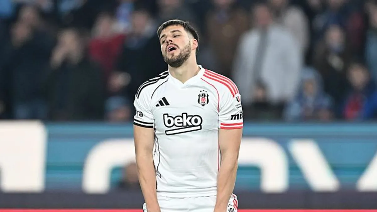 David Jurasek Slavia Prag ile görüşüyor