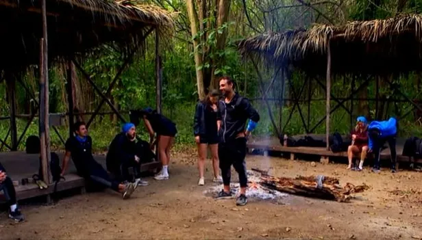 Survivor’da acil durum konseyi! Acun Ilıcalı neyi açıklayacak? Survivor ödül oyunu için büyük mücadele!-2