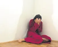 Polis rozetiyle tecavüz skandalı