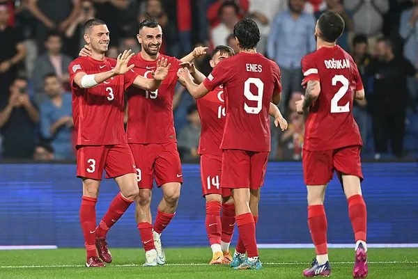 turkiye-faroe-adalari-mac-sonucu-4-0-bizim-cocuklar-farkli-basladi-1654376021746.jpg Türkiye - Faroe Adaları maç sonucu: 4-0! Bizim Çocuklar farklı başladı-2