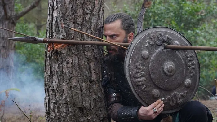 kurulus-osman-138-bolumden-detaylar-ortaya-cikti-yakup-ve-turk-beylerinin-kaderi-osman-beyin-elinde-1701162972901.jpg Kuruluş Osman 138. bölümden detaylar ortaya çıktı: Yakup ve Türk Beyleri’nin kaderi Osman Bey’in elinde!-7