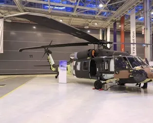 T-70 helikopterinin ilki hangardan çıktı