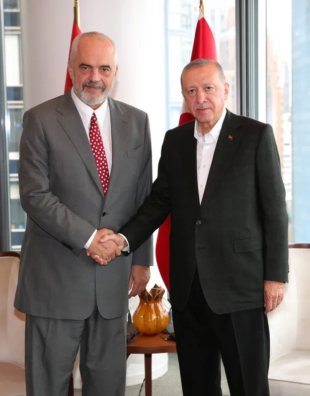 baskan-erdoganin-abddeki-diplomasi-trafigi-suruyor-arnavutluk-basbakani-ramayi-kabul-etti-1632331293312.jpeg Başkan Erdoğan'ın ABD'deki diplomasi trafiği sürüyor! Peş peşe kritik görüşmeler-4