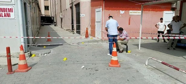Mersin'de hastane bahçesinde silahlar çekildi! 2 kişi yaralı-5