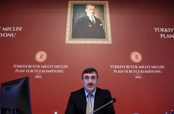 Türkiye ekonomisinde yeni dönem! Hazine ve Maliye Bakanı Nebati: Büyüme hedefi yüzde 5-8