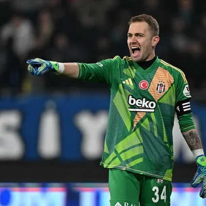 Mert Günok teklif bekliyor!