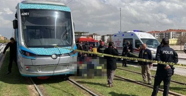 Tramvay altında kalan anne öldü 5 yaşındaki oğlu yaralı