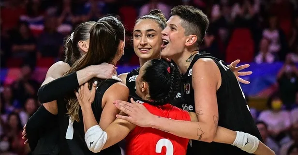 Türkiye-Japonya voleybol maçı saat kaçta, hangi kanalda? 24 Temmuz Filenin Sultanları maçı canlı nereden izlenir?