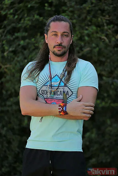 Kıskançlık krizine giren Yiğit Marcus Aral, Kerem Kamışlı’yı deniz atmıştı! Şevval Şahin’in sevgilisi hakkında şok karar! - 4