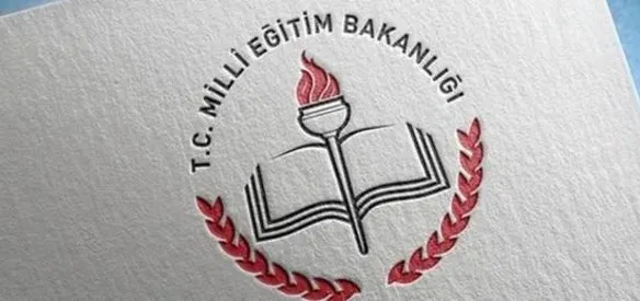 Kamuoyunda ''4+4+4'' olarak bilinen ve zorunlu eğitimi, kademeli olarak 12 yıla çıkaran ''İlköğretim ve Eğitim Kanunu ile Bazı Kanunlarda Değişiklik Yapılmasına Dair Kanun'' Resmi Gazete'de yayımlanarak yürürlüğe girdi