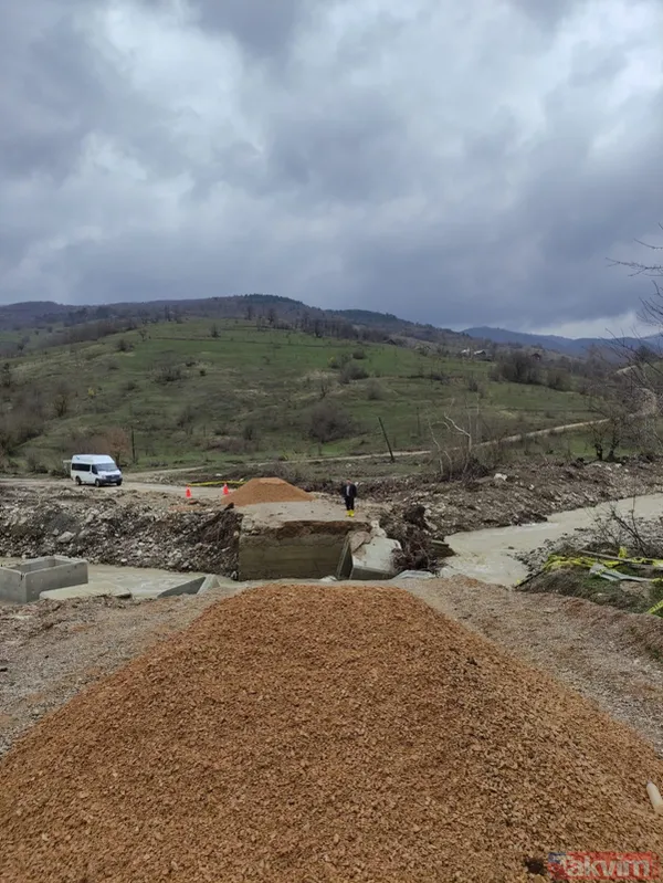 Karabük'te sağanak nedeniyle menfez köprü çöktü! Tarım alanlarını su bastı - 5