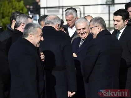 Başkan Erdoğan ile Binali Yıldırım Hz. Ali Camii’nde namaz kıldılar