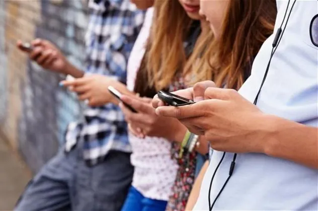 Uyuşturucu, eşcinsellik ve din düşmanlığının yeni yuvası Wattpad, geleceğimizi tehdit ediyor