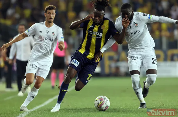 Ankara'da saha karıştı! Tribünden inen taraftar Beşiktaşlı Salih Uçan'ı tekmeledi, Josef kırmızı kart gördü - 8