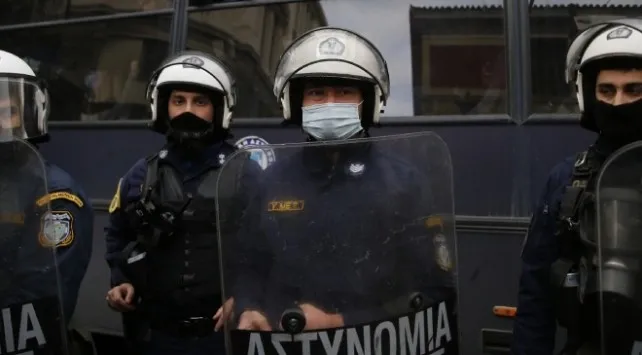 istanbuldan-atinaya-uzanan-kanli-takip-1-milyon-tllik-infaz-emri-1782912309309.jpeg Atina’daki infazın izi İstanbul’a uzandı: Tetikçiye 1 milyon TL vaadi-5