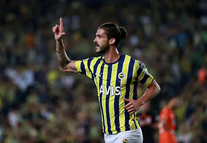 Fenerbahçe'de bir ayrılık daha! İşte yeni takımı - 7
