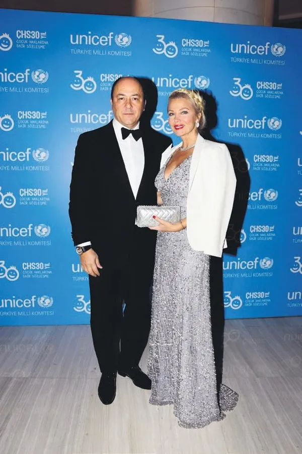 Ev değil adeta müze! Siren Ertan Kayalar'ın kirası 10 bin dolar içindekiler paha biçilemez-6