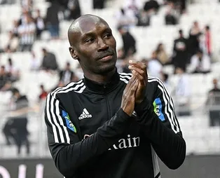 Beşiktaşlı taraftarlardan Atiba Hutchinson’a veda: Ayrılıklar da sevdaya dahil