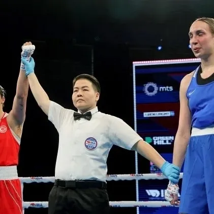 Busenaz Sürmeneli finalde!