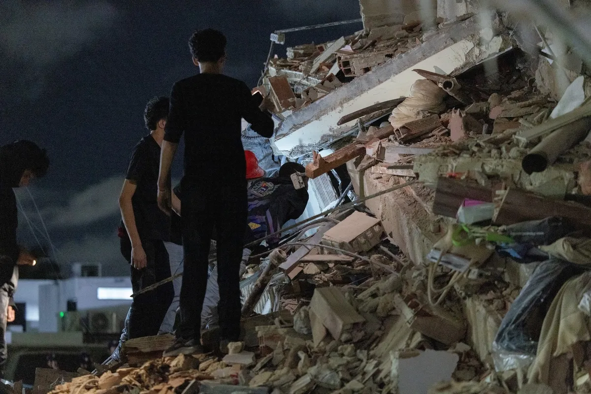 venezuelada-75-japonyada-69-buyuklugunde-deprem-binalar-catladi-camlar-tuzla-buz-oldu-tsunami-uyarisi-1782355402694.jpeg Venezuela’da 7,5 Japonya’da 6,9 büyüklüğünde deprem! Binalar çatladı camlar tuzla buz oldu! Tsunami uyarısı-5