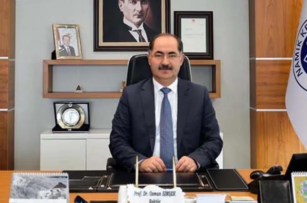 FETÖ'den 15 yıl hapsi istenen Rektör Osman Şimşek, görevden alındı
