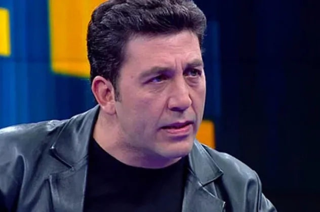 Emre Kınay Kadıköy'de umduğunu bulamadı