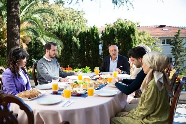 kizilcik-serbeti-canli-izle-show-tv-kizilcik-serbeti-yeni-bolum-canli-izle-full-hd-4-kasim-show-tv-canli-yayin-1667582377971.jpg KIZILCIK ŞERBETİ 2. BÖLÜM CANLI İZLE SHOW TV! Kızılcık Şerbeti yeni bölüm canlı izle, full, HD! 4 Kasım SHOW TV CANLI YAYIN İZLE!-2