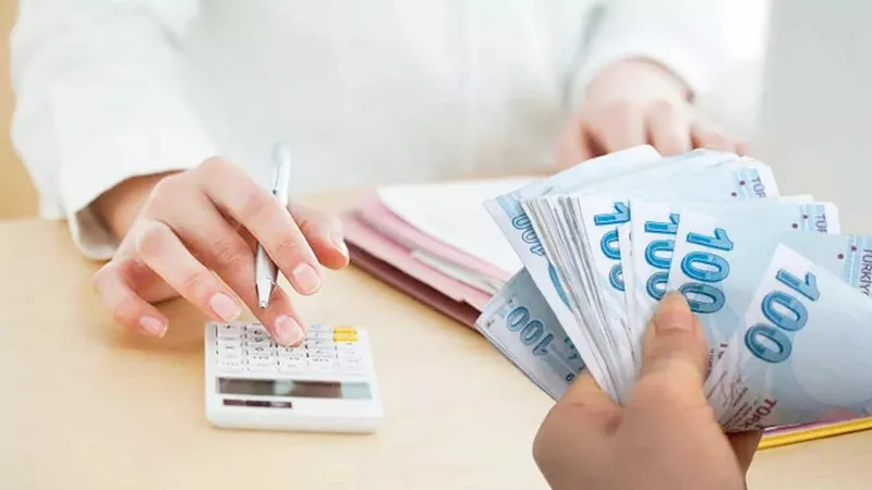 15-milyon-tlnin-32-gunluk-getirisi-ne-kadar-agustos-ayinda-bankalarin-mevduat-faizleri-arsa-cikti-1724434796014.jpg 1.5 Milyon TL’nin 32 günlük getirisi ne kadar? Ağustos ayında bankaların mevduat faizleri arşa çıktı!-8